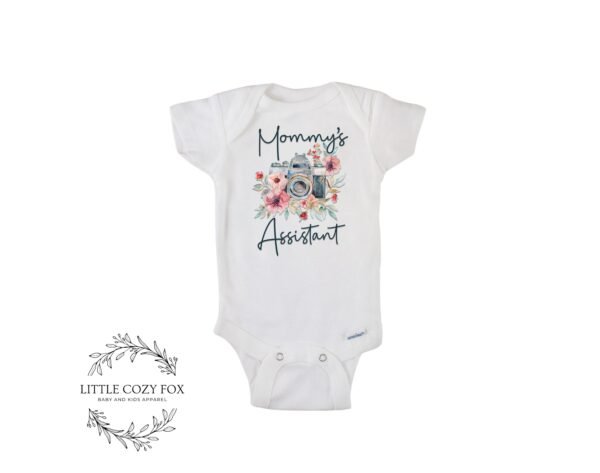 Floral Camera Baby Onesie®'Mommy's Assistant' Cute Photographer Baby Outfit Photo-Loving Families-pregnancy announcement Vintage Camera - Image 2
